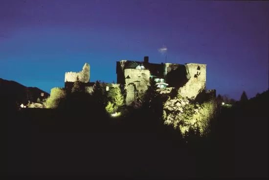 Burg Sommeregg
