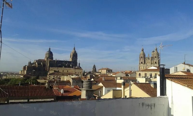 3 BEDROOM APARTMENT, 2 BATHROOMS, 2 TERRACES WITH VIEWS. AIR CONDITIONING,