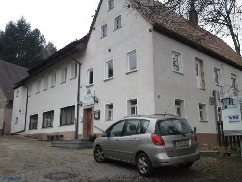 Gruner Baum Nurnberg Brunn