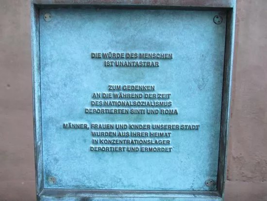 Mahnmal fur deportierte Sinti und Roma