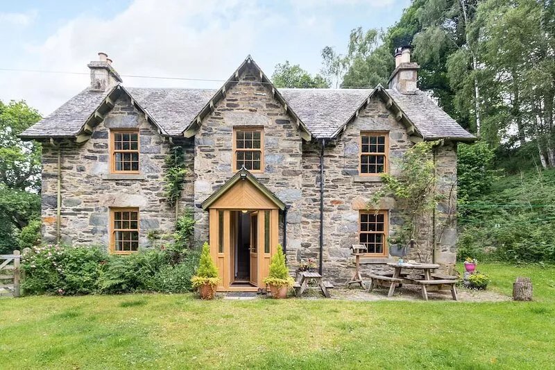 A beautiful former estate cottage, awash with character, nestling within its