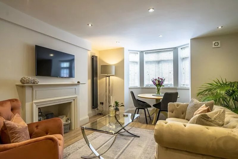 A couples retreat that sleeps 2 guests  in 1 bedroom