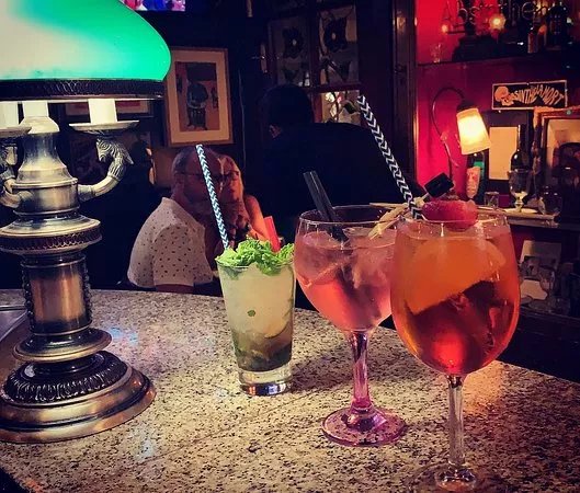 Absenta Bar