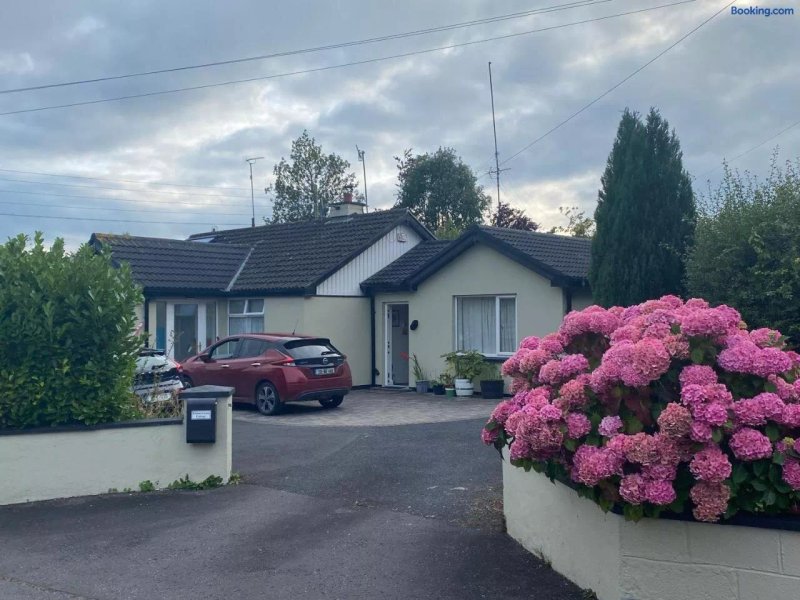 Kilmactrasna Cottage