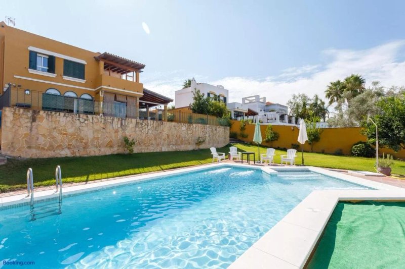 Bonito Chalet Con Vistas