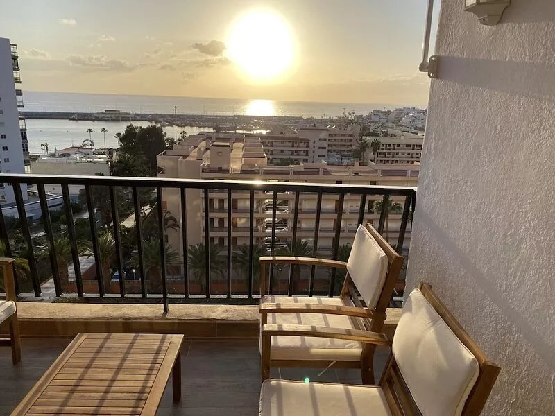 OH LA LIFE! ACHAKAY LOS CRISTIANOS BEACH