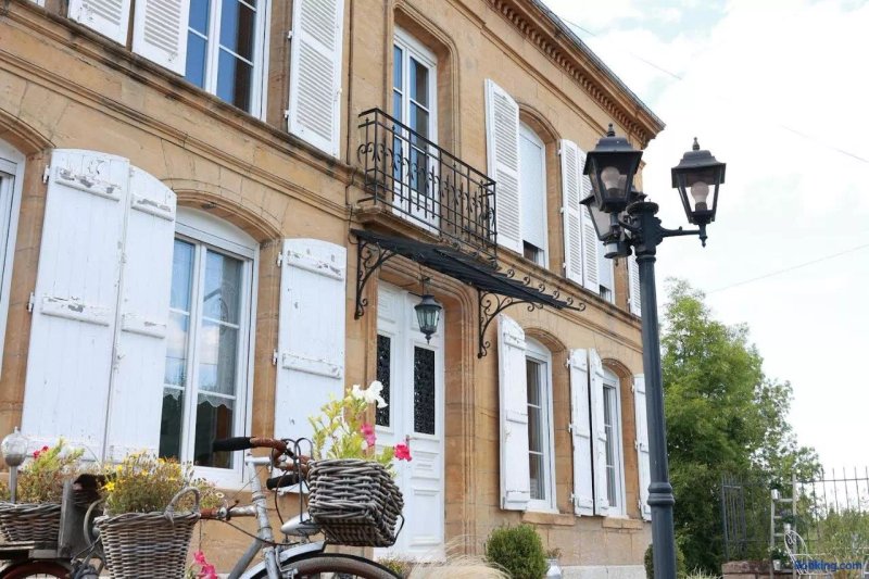 Au Beau Sejour