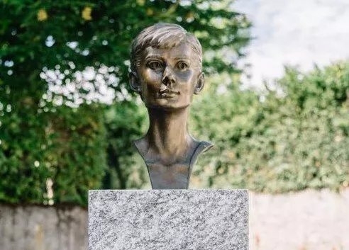 Audrey Hepburn Square