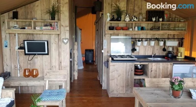 Camping De Stjelp
