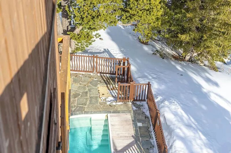 Luxury ski-in, ski-out apartment in Les Arcs 1950, with 4 bedrooms sleeping 10