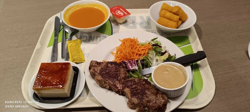Lunch Garden