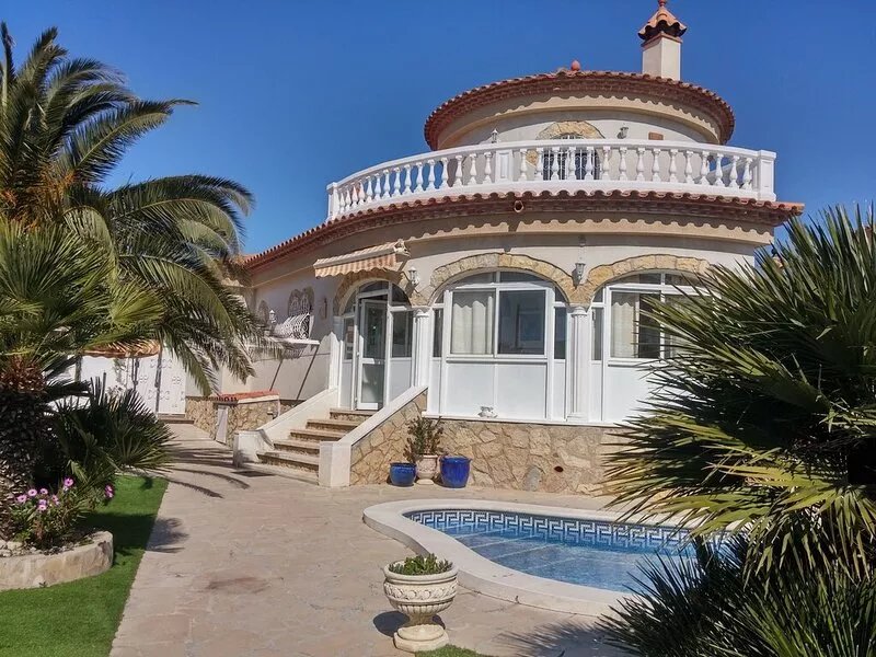 Wonderful Villa with private pool