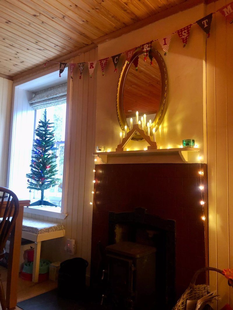 Quiet village location in beautiful valley close to Dunoon, Argyll. Sleeps 2
