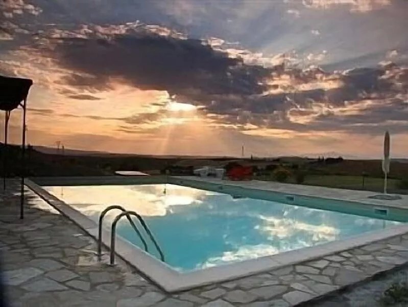 Beautiful Villa With Panoramic Views near San Gimignano