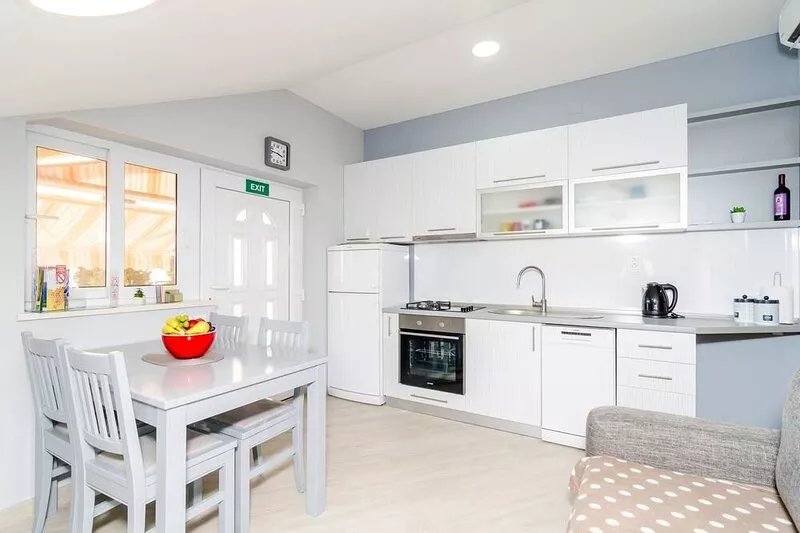 Apartments Donita - Standard Two Bedroom Apartment with Balcony and Sea View