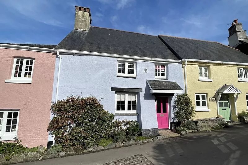 Charming cottage, modern living with original features, perfect private garden