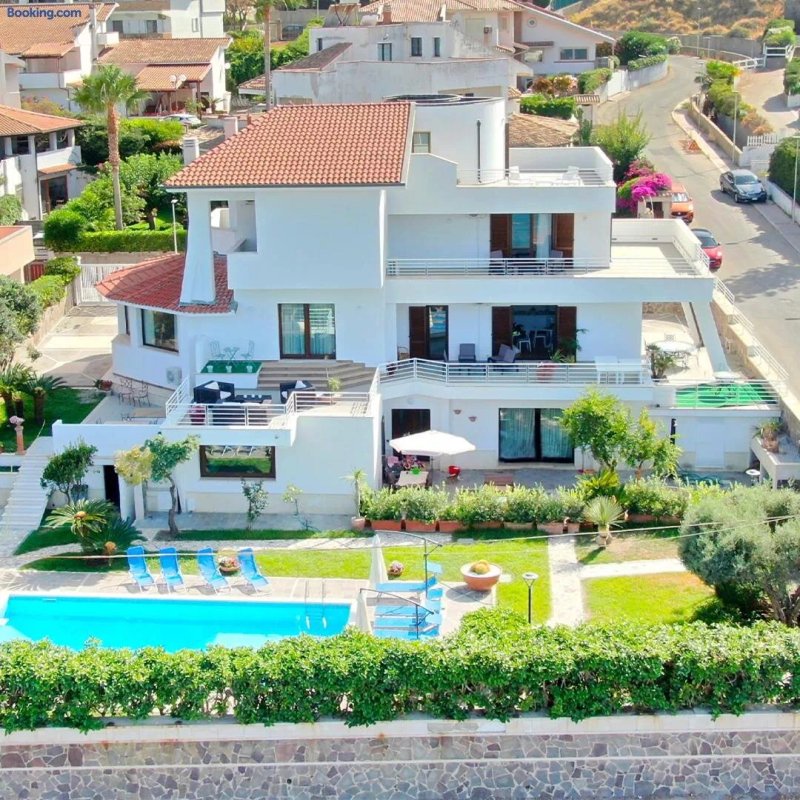 Elimar Villa & Pool