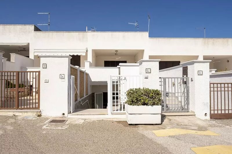 Seaside Apartment in Monopoli for 5 people on village