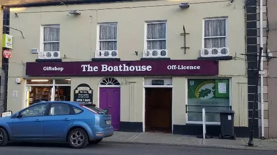 The Boathouse Bar