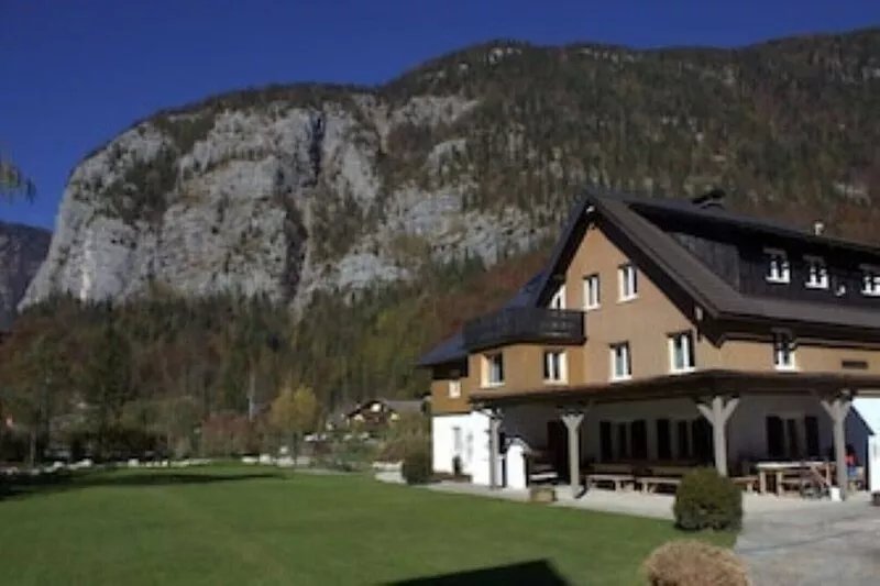 Country house by the lake - Salzkammergut, 100 m to the beach