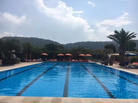 Piscine Excalibur