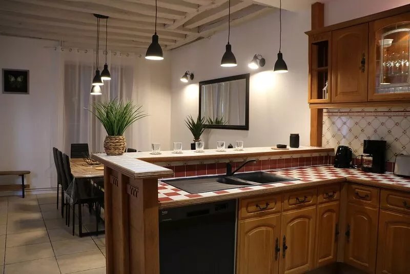 Charming vacation home near Fontainebleau, close to climbing areas