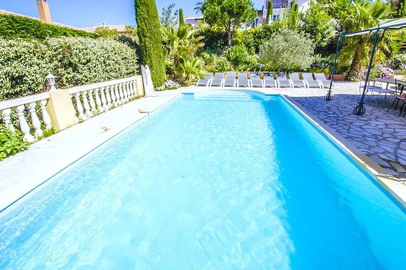 Large recent villa in Sainte Maxime with Pool - Gulf of Saint Tropez