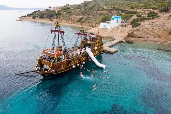 Barco De Pirata Island Cruises