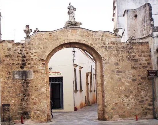 Porta di San Vito