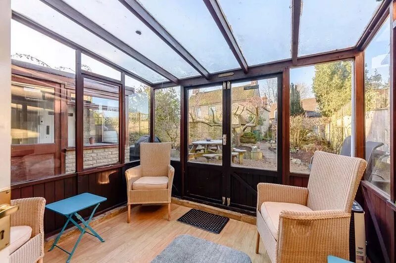 Three Bed Family Friendly Cotswold Holiday Cottage in Stow-on-the-Wold - Steps