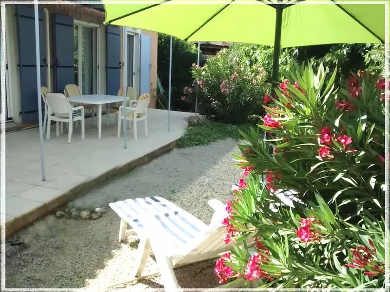 Between Luberon and Alpilles Confort House (6pers) with swimming pool