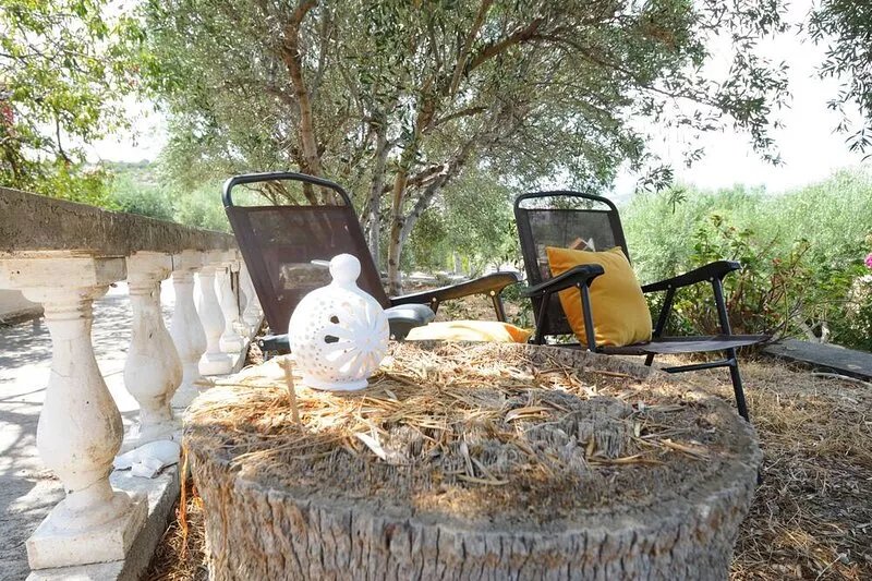Mediterranean Stay: Serenity and Comfort Near the Sea