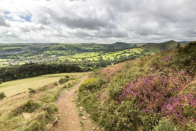 Fantastic panoramic views, beautiful Peak District Cottage with Indoor Pool