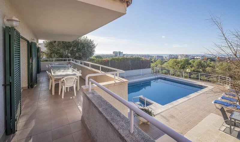 Villa Bali Sitges Seaviews near Seaside & OLd Town with private pool and BBQ
