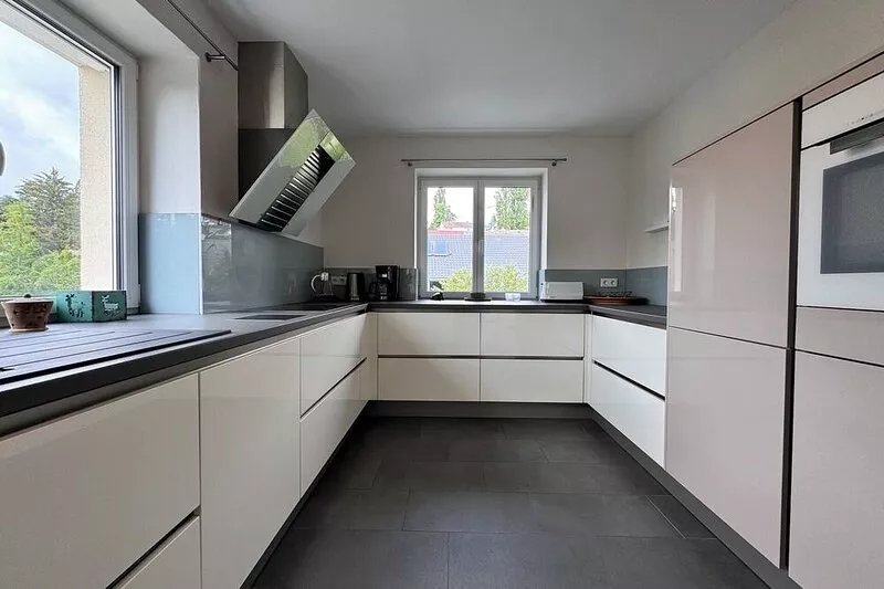 Family-friendly vacation apartment in a quiet location with a large terrace