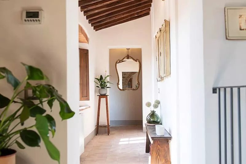 Tuscan tradition, contemporary style and comfort in the Chianti rolling hills