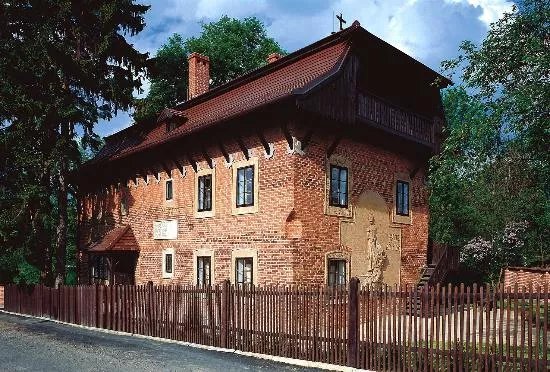 Dum Frantiska Bilka v ChynovE / Galerie hlavniho mEsta Prahy
