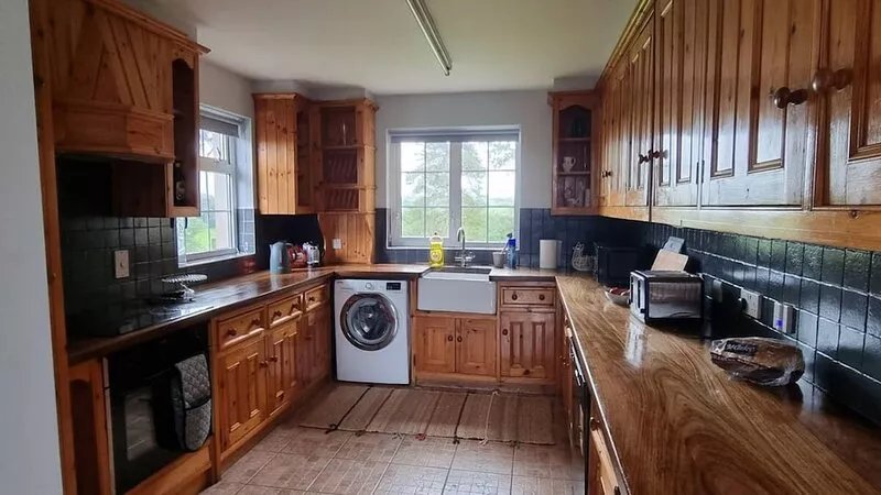 Stylish secluded cottage with beautiful views