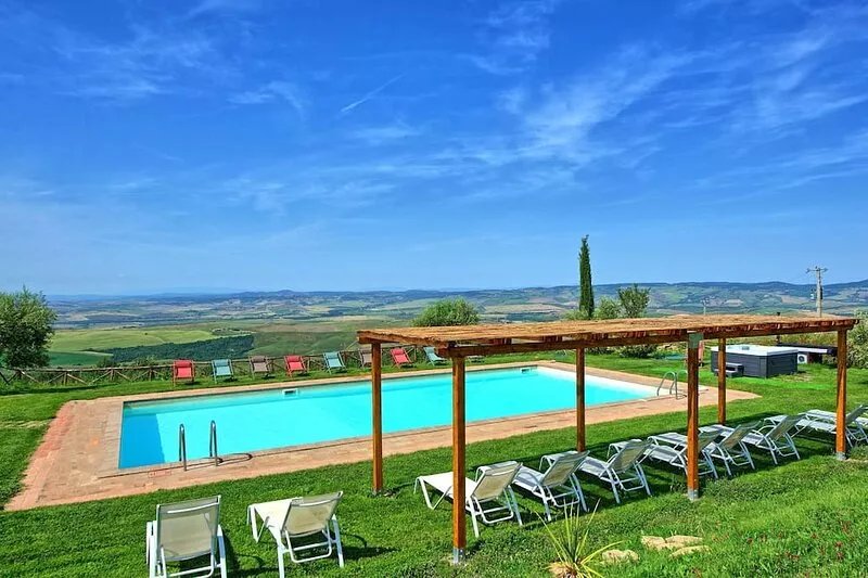 Casale Santa Francesca - Country Villa with swimming pool in Orcia Valley