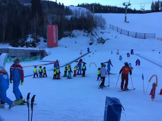 SKOL MAX Ski school