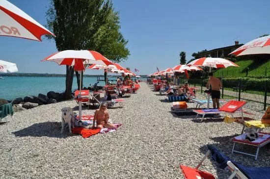Bracco Baldo Beach