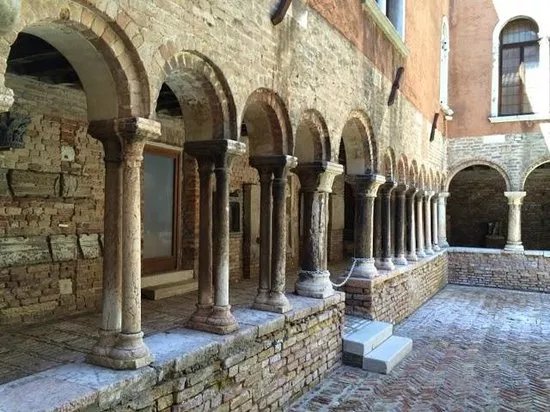 Deposito del Museo Diocesano d'Arte Sacra Sant'Apollonia