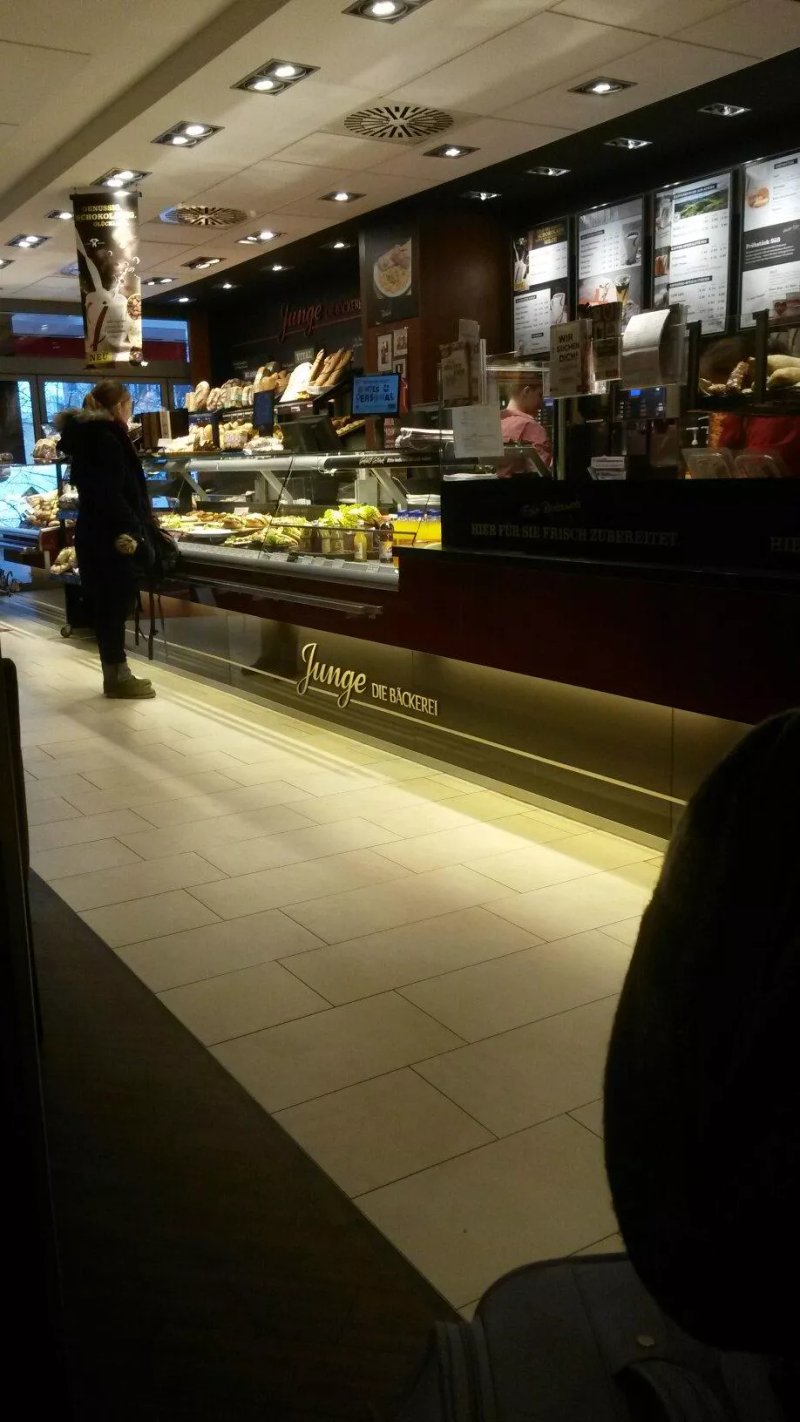 Junge Die Backerei. Wandsbeker Marktstr.