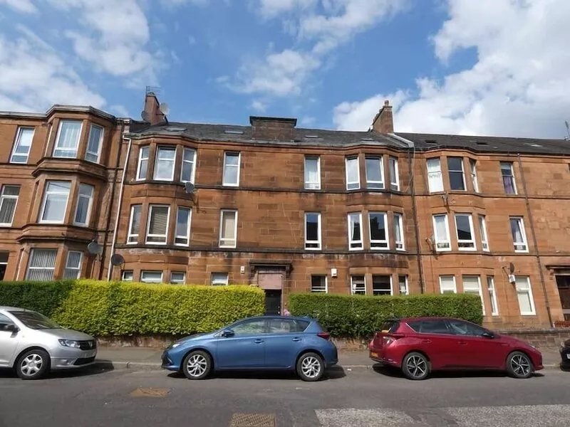 4 Bed Apartment, Paisley - Near GLA Airport