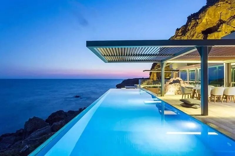 Villa Hermes - Extravagant, hideaway villa by the sea