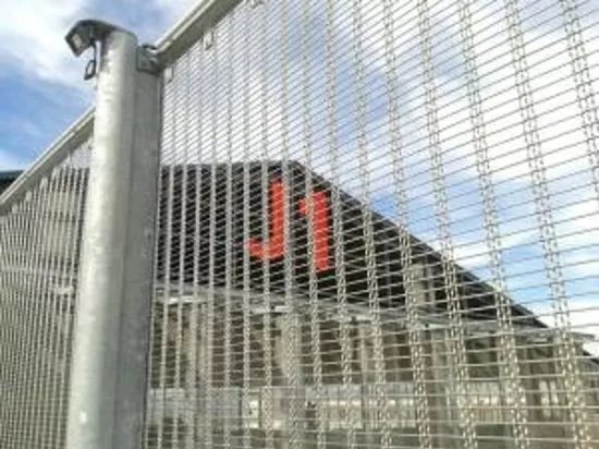 Hangar J1