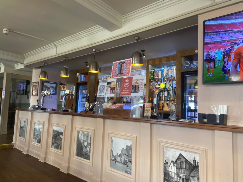 The Horse & Groom