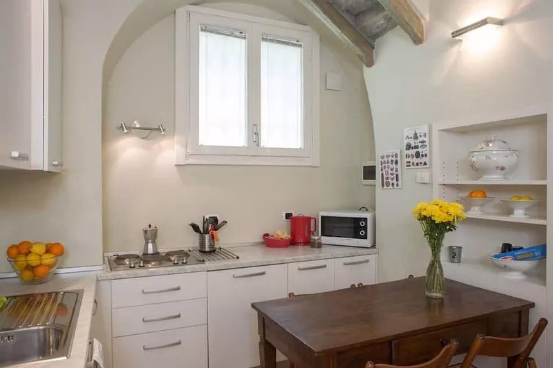 La Corte di Zizi-apartament Castello: perfect for couples or  young families