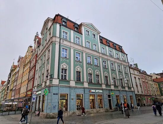 42/43 Rynek Building