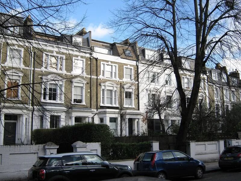 Executive Kensington Apartment for 2, free Hi-Speed WiFi, booking now for